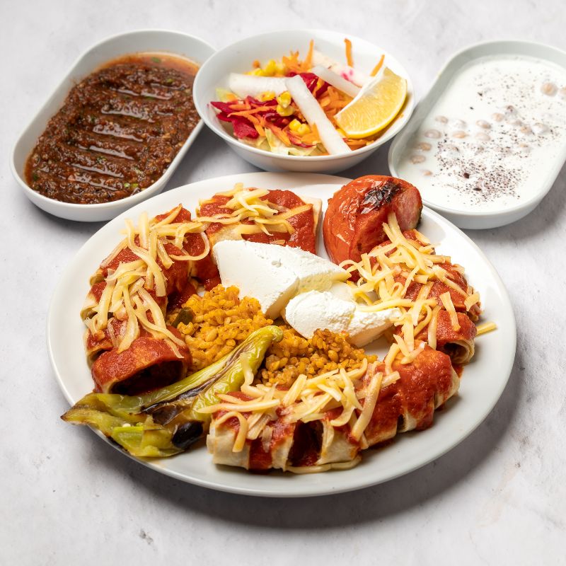 1.5 Porsiyon Beyti Kebap